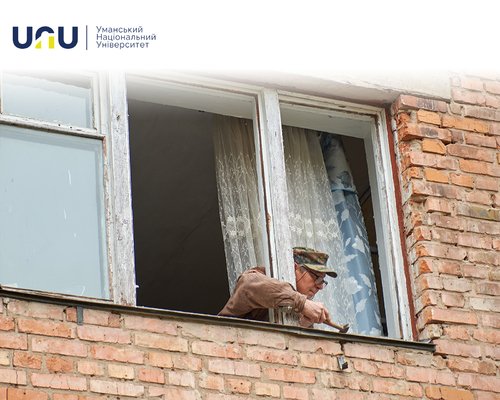 Сила єдності в дії: у гуртожитках УНУ відновлюють пошкоджені вікна
