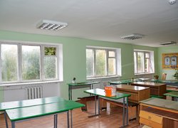 Сила єдності в дії: у гуртожитках УНУ відновлюють пошкоджені вікна