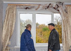 Сила єдності в дії: у гуртожитках УНУ відновлюють пошкоджені вікна