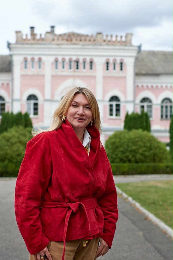 Лідерство, що об’єднує: вітаємо Олену ЯРОШИНСЬКУ з Днем народження