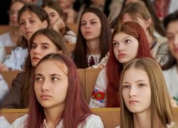 «Пам’ять, що говорить. Мова, що єднає»: в УНУ провели першу лекцію для першокурсників