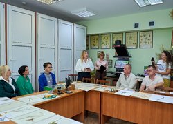 В УНУ презентували сучасний сканер для оцифрування унікальних наукових фондів