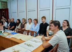В УНУ презентували сучасний сканер для оцифрування унікальних наукових фондів