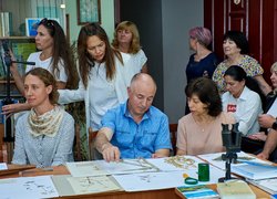 В УНУ презентували сучасний сканер для оцифрування унікальних наукових фондів