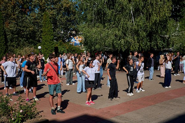 Університетський навігатор об’єднав першокурсників УНУ