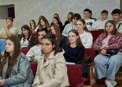 Мистецтво, що допомагає говорити: як в УНУ відзначили День українського кіно
