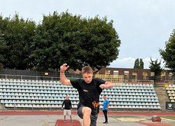 Спартакіада першокурсників об’єднала студентів у русі, енергії та командному дусі