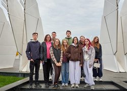 Подорож до географічного центру України: спільнота УНУ відвідала артоб’єкт «Серце України»