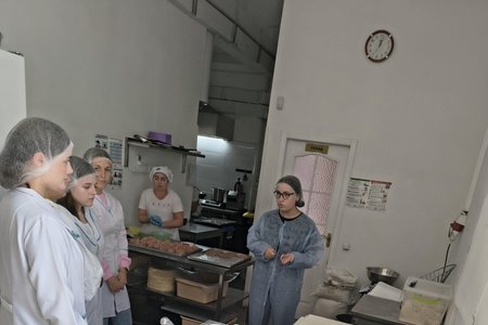 У СВІТІ СУЧАСНОГО ВИРОБНИЦТВА: ПРАКТИЧНІ УРОКИ ДЛЯ СТУДЕНТІВ
