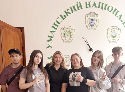 «ПІЗНАЙ СВІЙ УНІВЕРСИТЕТ» – ЯК ПЕРШОКУРСНИКИ ДОСЛІДЖУВАЛИ УНУ