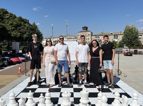 День молоді – свято тих, хто змінює світ на краще