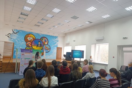 Все про податки: зустріч зі старшокласниками