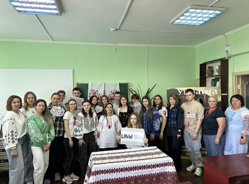 Майстерня сенсів «Символіка української вишиванки»: традиції, закодовані у візерунках