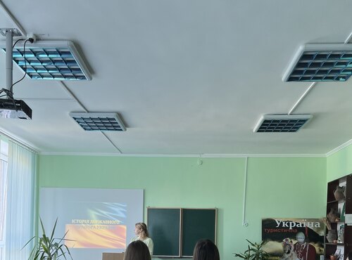 В Україні відзначають День державного прапора
