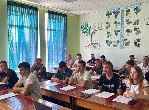 ЗАХИСТ ЗВІТІВ З ВИРОБНИЧОЇ ПРАКТИКИ БАКАЛАВРІВ 