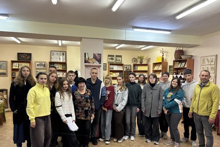 Першокурсники спеціальності «Садово-паркове господарство» відвідали бібліотеку університету