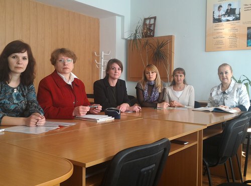 Секційне засідання на кафедрі української та іноземних мов у рамках VІІ Всеукраїнської науково-практичної конференції  "Менеджмент ХХІ століття: проблеми і перспективи"