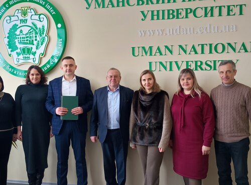 Вітаємо аспіранта кафедри агрохімії і ґрунтознавства Олександра Шевчука з одержанням диплома доктора філософії!