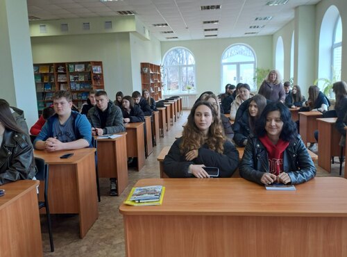 Літературно-музична композиція «Зів’яле листя» як простір духовного виховання молоді