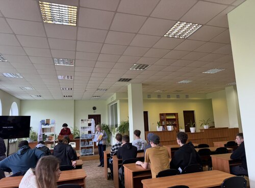 Гортаючи сторінки історії науки: студенти-агрономи відвідали тематичний захід у бібліотеці