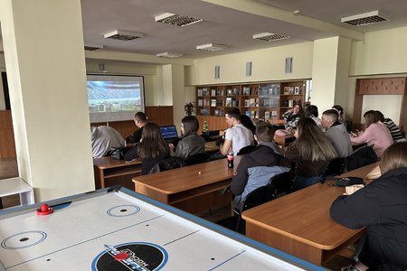 БЛАГОДІЙНИЙ ПЕРЕГЛЯД ФІЛЬМУ НА ФАКУЛЬТЕТІ МЕНЕДЖМЕНТУ