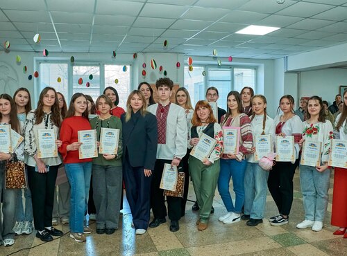 Студенти факультету менеджменту — серед активних учасників фотоконкурсу \"Гарна, як писанка\"