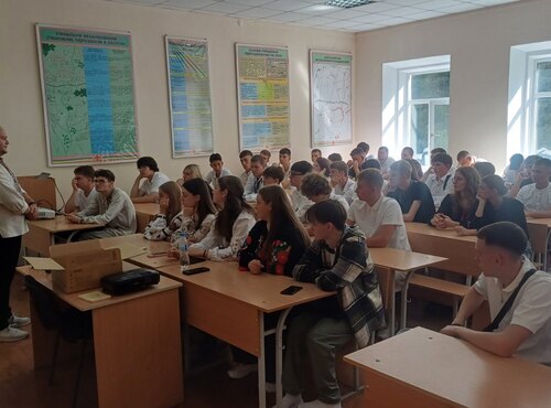 «Пам’ять, що говорить. Мова, що єднає»: перша загальнонаціональна лекція для першокурсників
