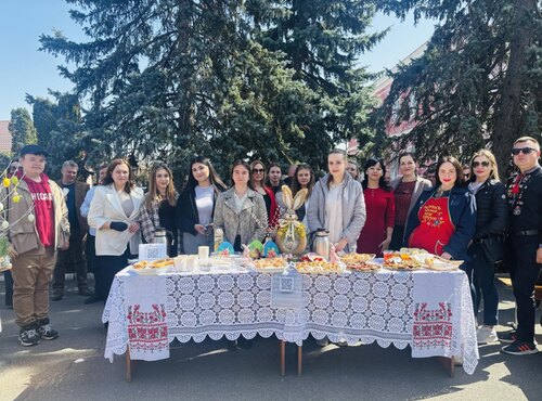 Великодній благодійний ярмарок на підтримку ЗСУ