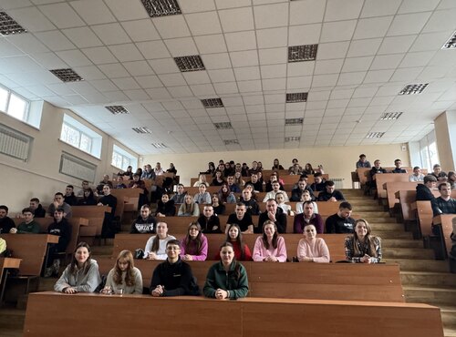 Безпека в умовах сьогодення: виховна година на факультеті для здобувачів вищої освіти