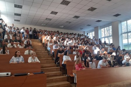 Безпека понад у все: вступний інструктаж для здобувачів факультету проведено!