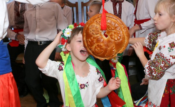 До дитячого притулку завітав Святий Миколай