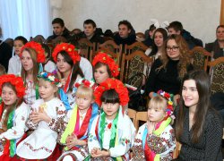 До дитячого притулку завітав Святий Миколай