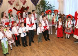 До дитячого притулку завітав Святий Миколай