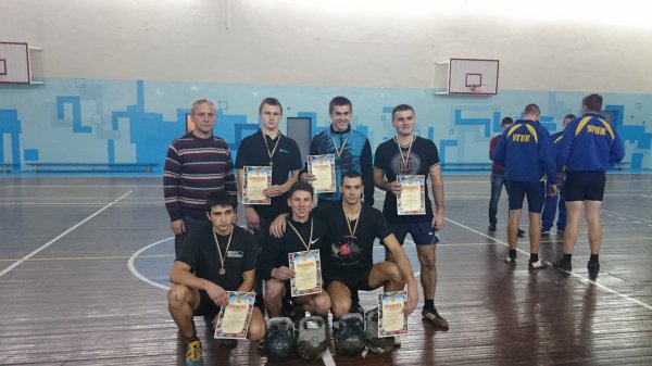 Переможці чемпіонату Умані з гирьового спорту