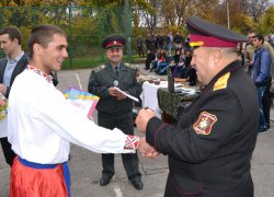 Козацькому роду нема переводу